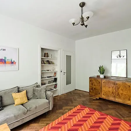 Urban Nest - Wilcza 69 アパート