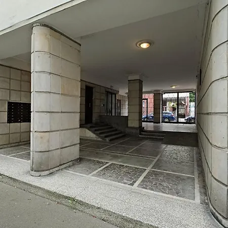Urbannest - Wilcza 69 *